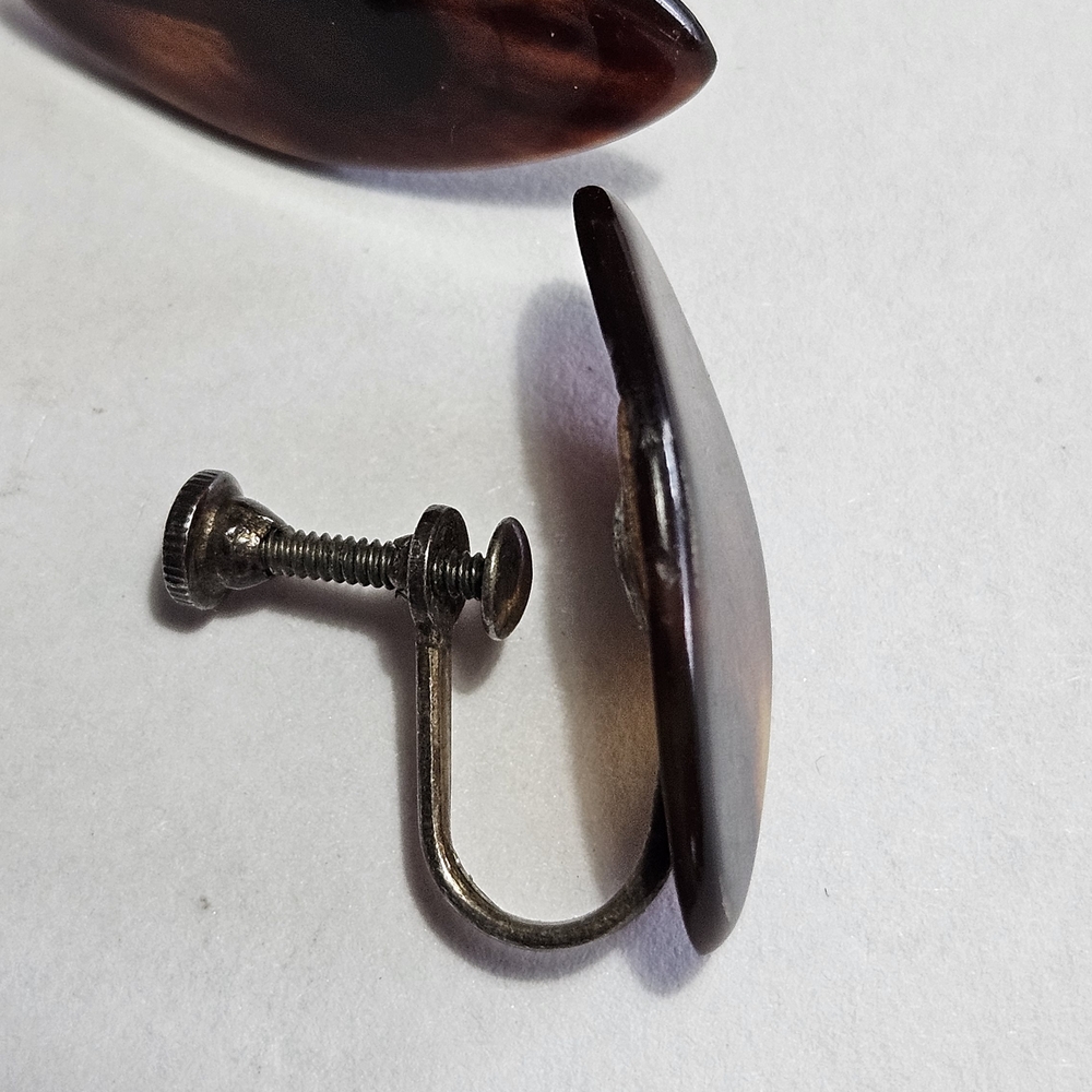 Tortoiseshell Marquise Screw-Back Earrings - Brown Sterling T2 Marked - Picture 2 of 5